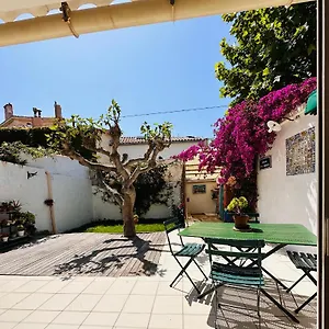 le-jardin-du-roucas.fr-provencehotel.com/